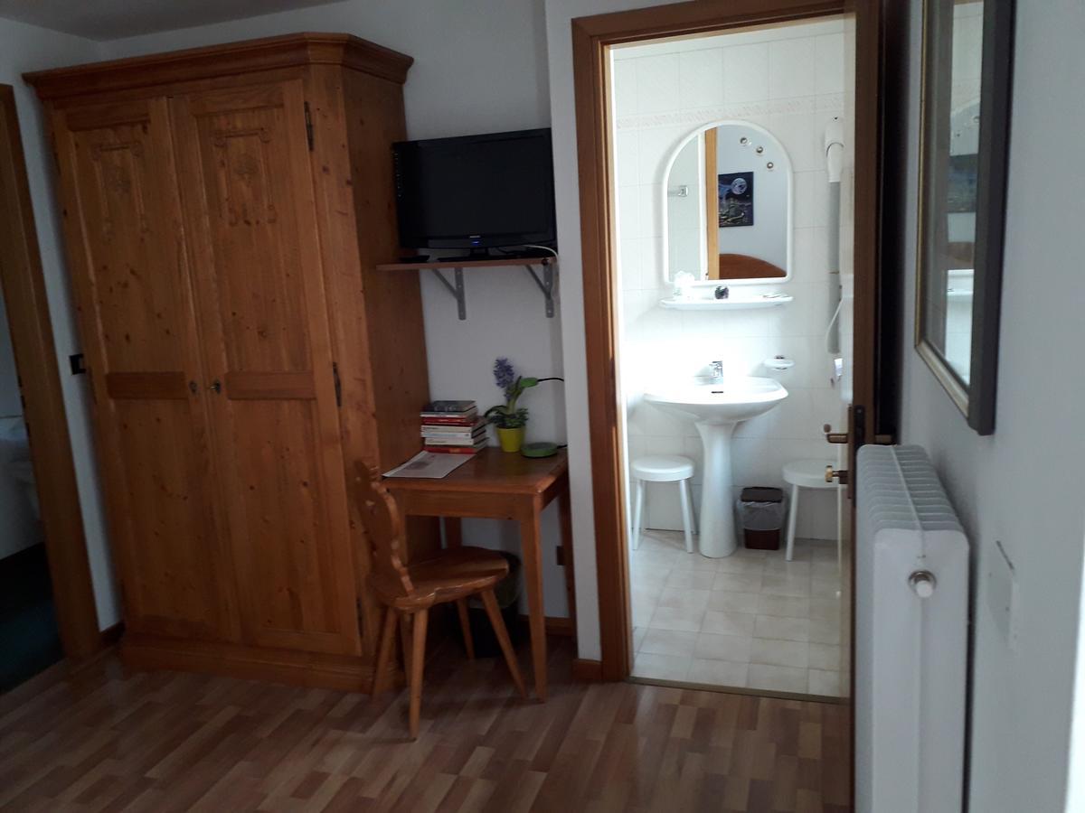 Albergo Meuble Tarandan Forni di Sopra Exteriér fotografie