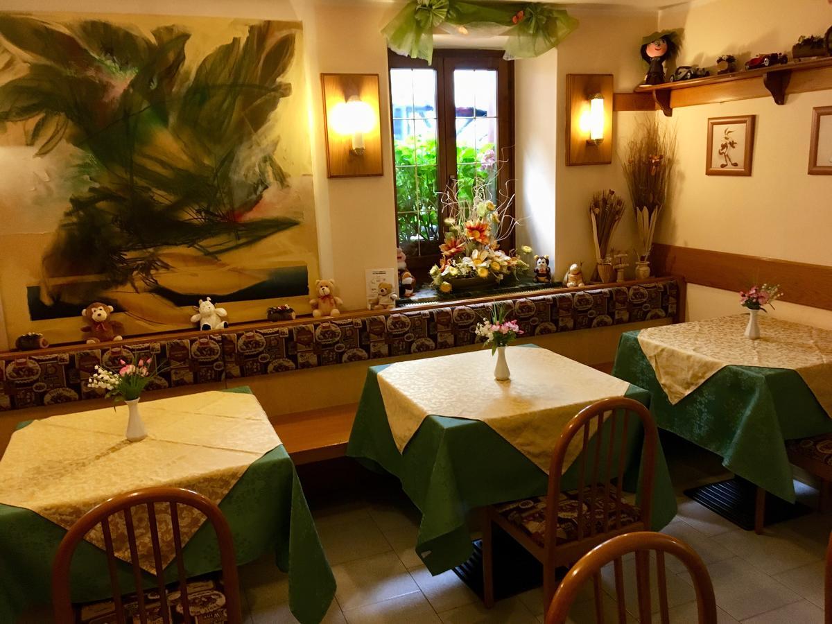 Albergo Meuble Tarandan Forni di Sopra Exteriér fotografie